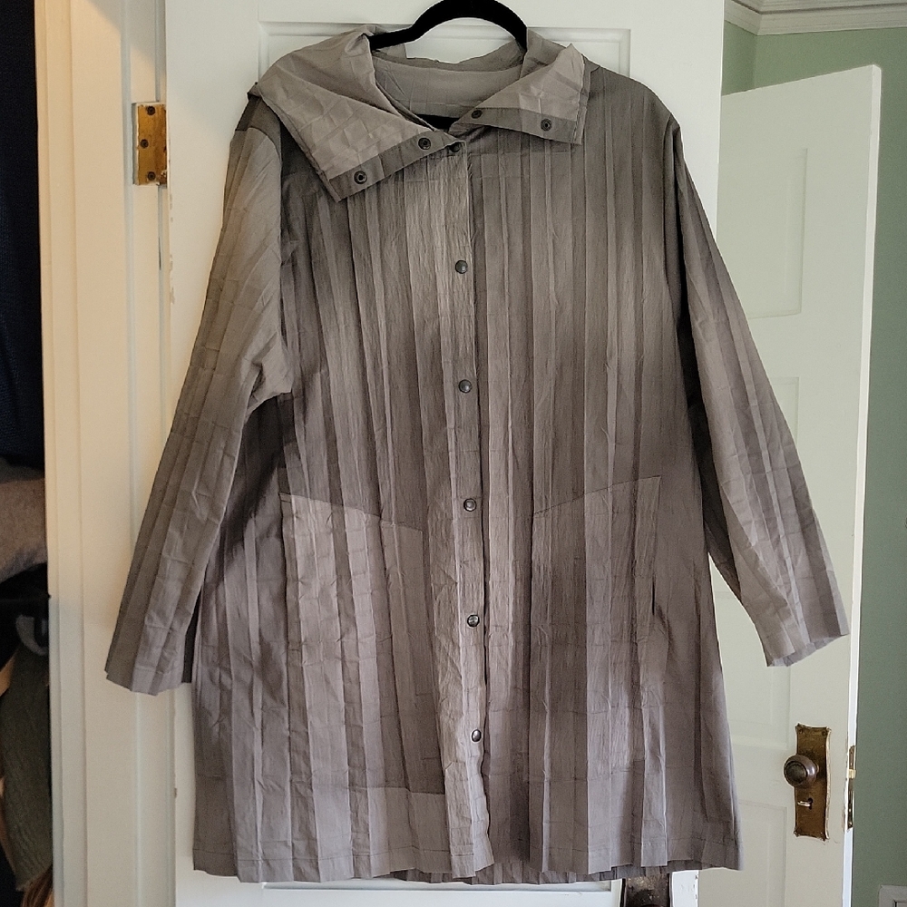 Babette Sage Green Gray Snap Up Crinkle Trench Coat With Hood - L
